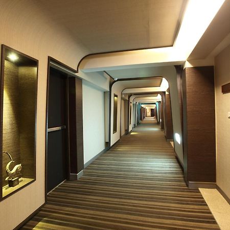 Chia Shih Pao Hotel Taibao Exterior photo