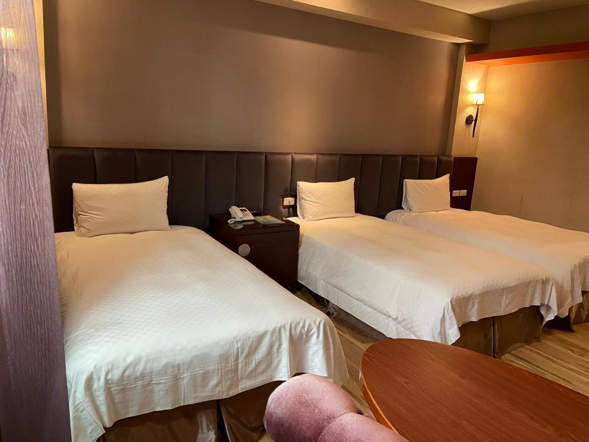 Chia Shih Pao Hotel Taibao Exterior photo