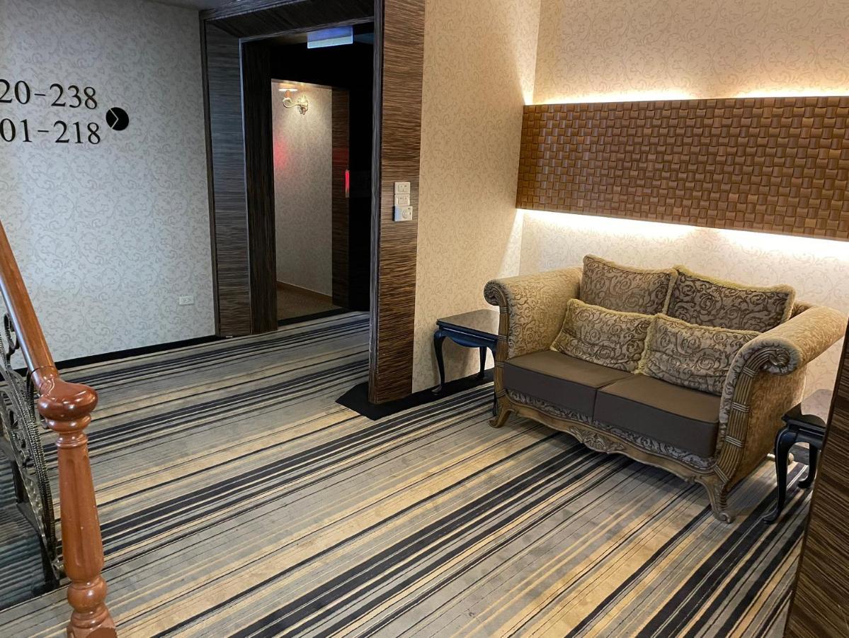 Chia Shih Pao Hotel Taibao Exterior photo